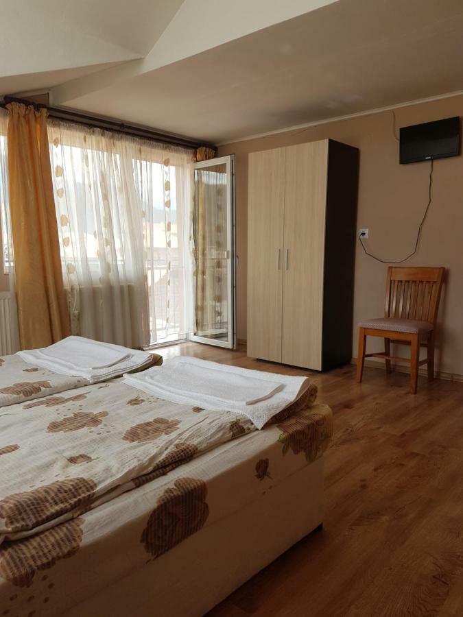 Yana Guest House Dobrinishte Exterior foto